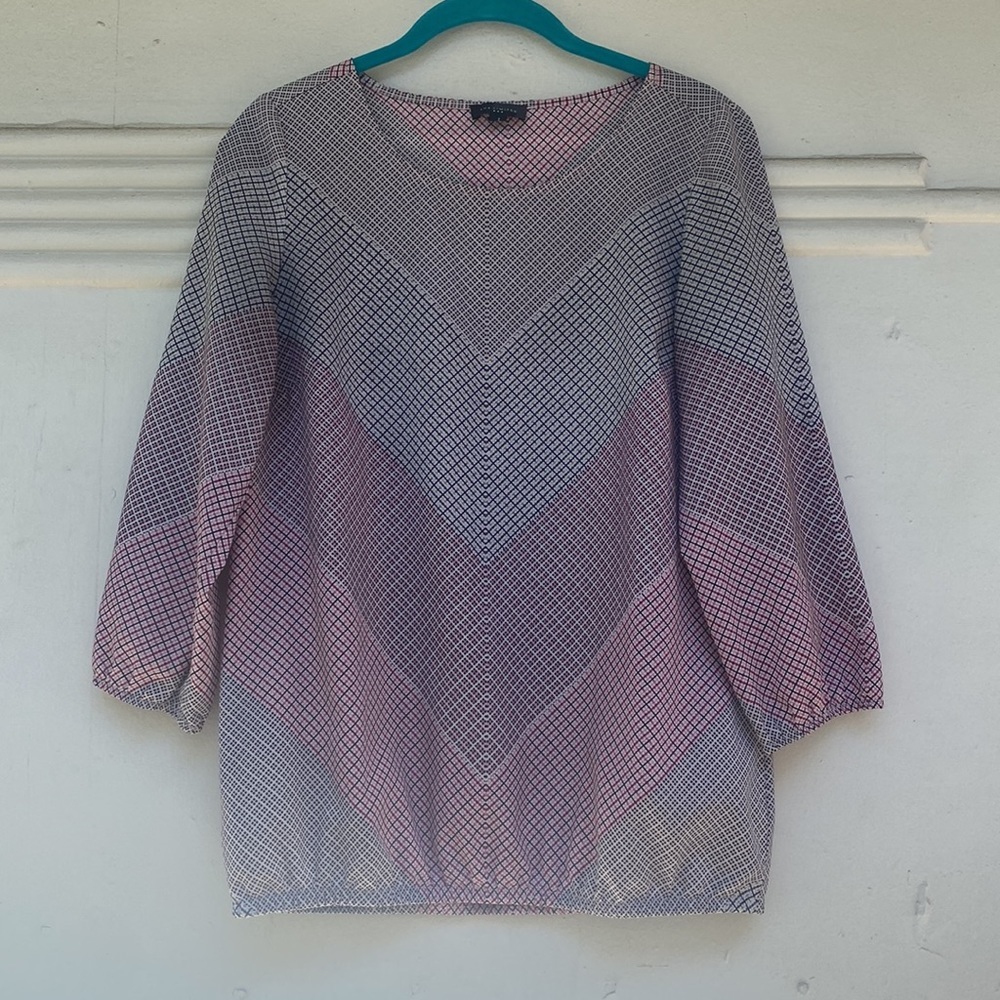 Limited Blouse size S NWOT